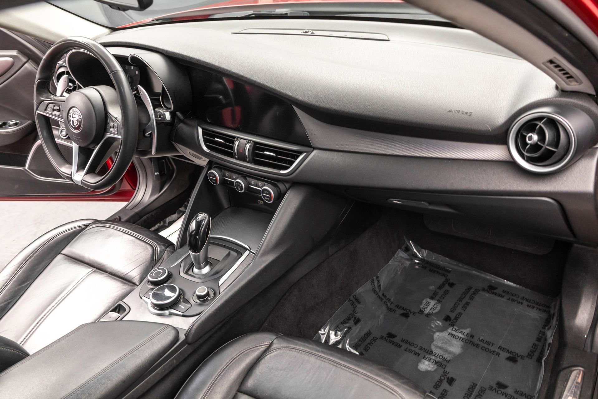 Used 2017 Alfa Romeo Giulia AWD w/ Sport Appearance Package image 38