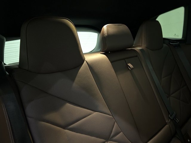 Used 2025 BMW iX xDrive50 image 62