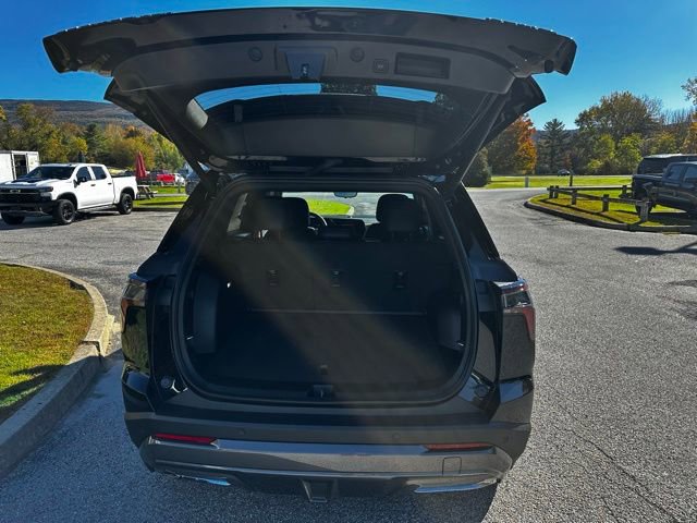 New 2026 Chevrolet Equinox ACTIV w/ Convenience Package III image 9