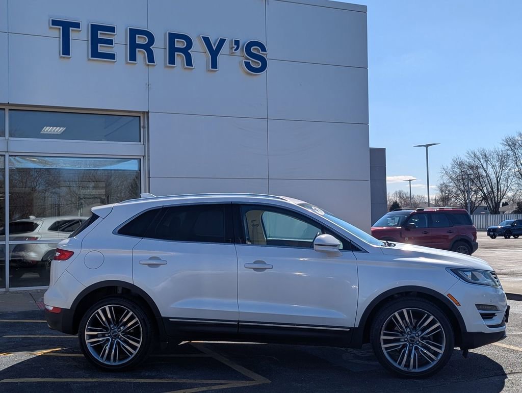 Used 2016 Lincoln MKC Reserve image 2