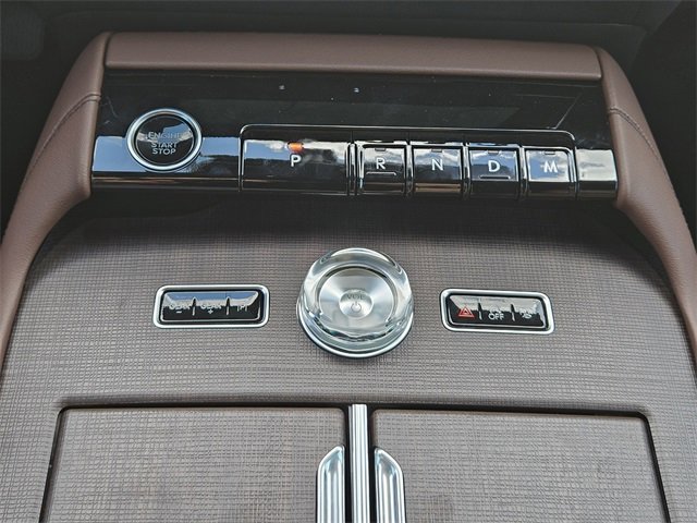 New 2025 Lincoln Navigator L Reserve image 18