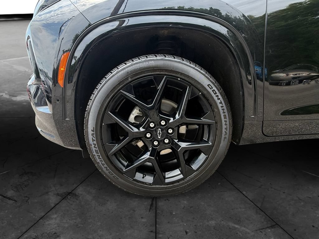 Used 2024 Chevrolet Traverse RS AWD/4WD image 14