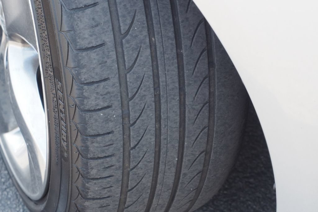 Used 2010 Lexus IS 250C RWD image 11