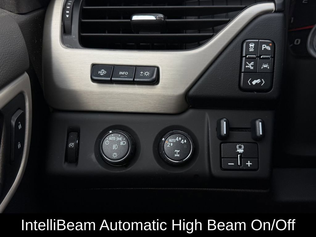 Used 2020 GMC Yukon Denali w/ Denali Ultimate Package AWD/4WD image 28