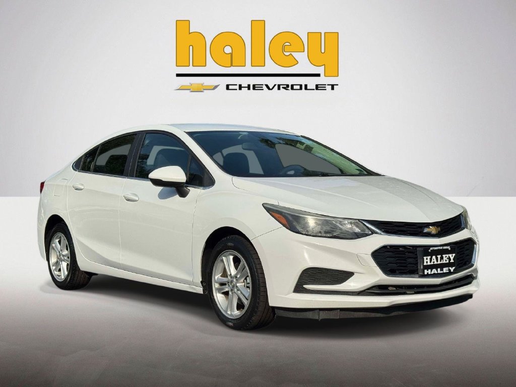 Used 2017 Chevrolet Cruze LT