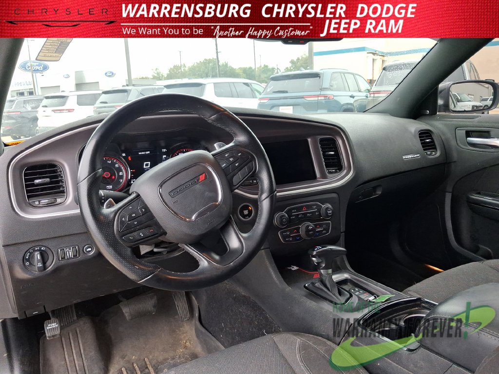 Used 2022 Dodge Charger SXT w/ Blacktop Package AWD/4WD image 14