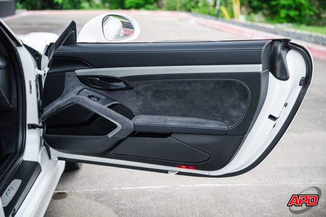 Used 2016 Porsche Cayman GT4 RWD image 64