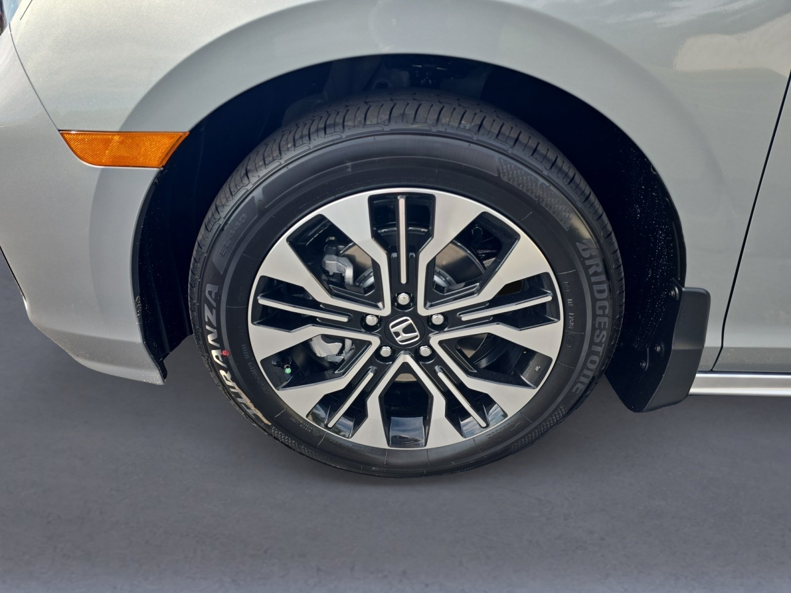New 2027 Honda Odyssey Elite image 10