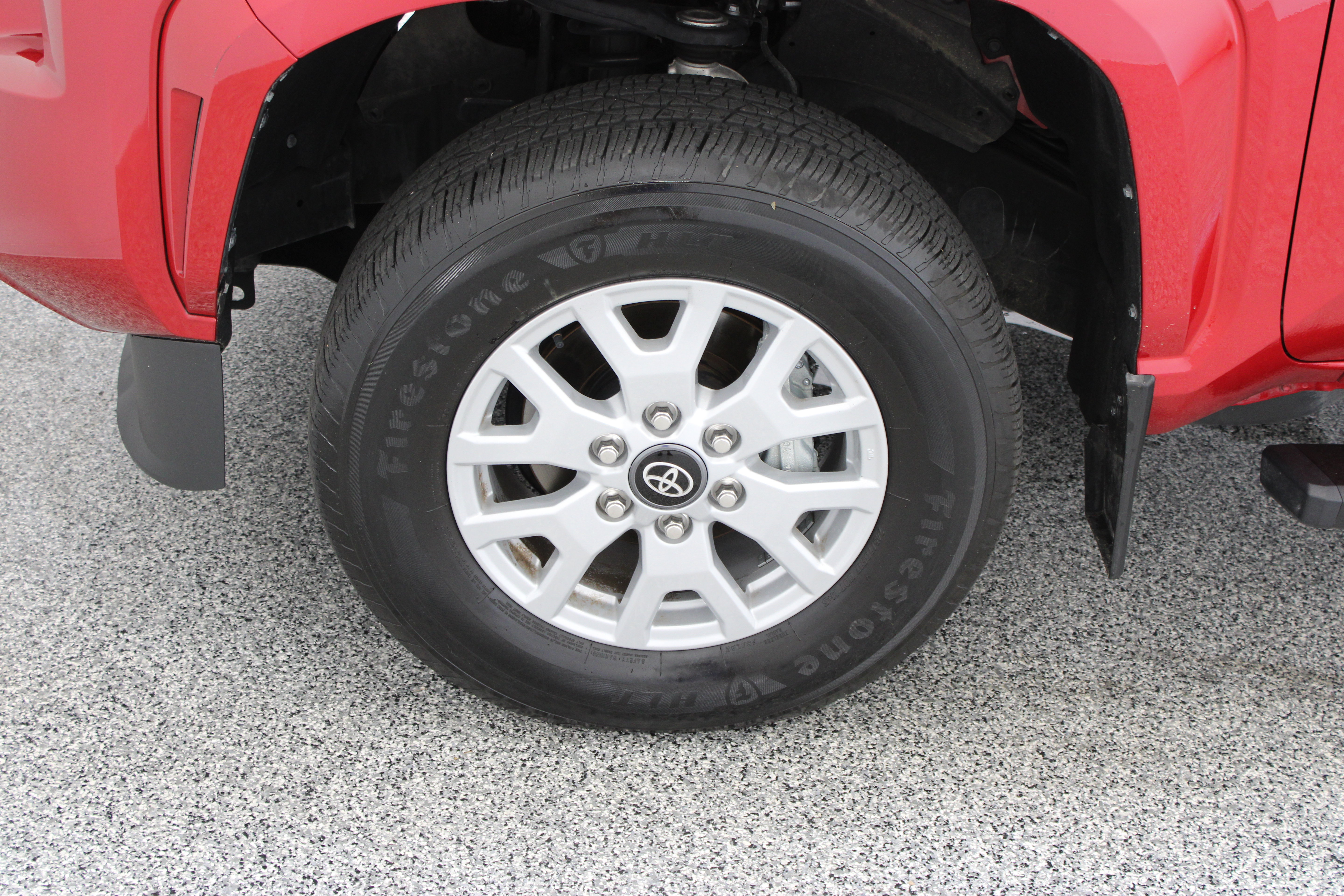 Used 2024 Toyota Tacoma SR5 AWD/4WD image 11