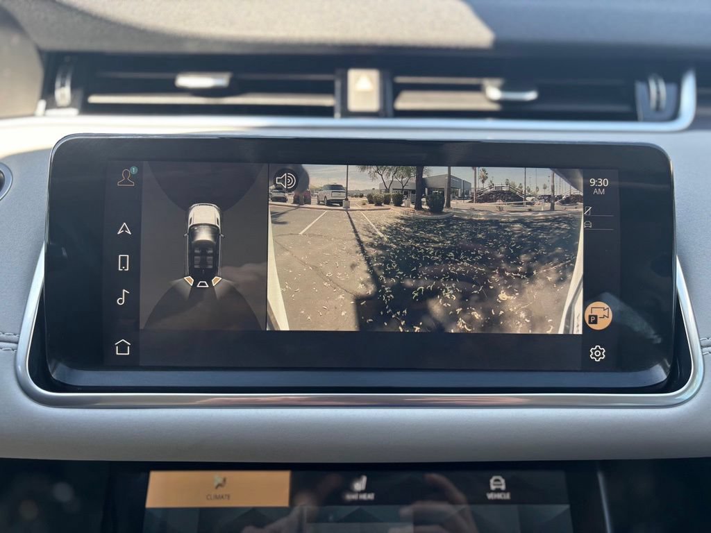 Used 2023 Land Rover Range Rover Evoque SE AWD/4WD image 13