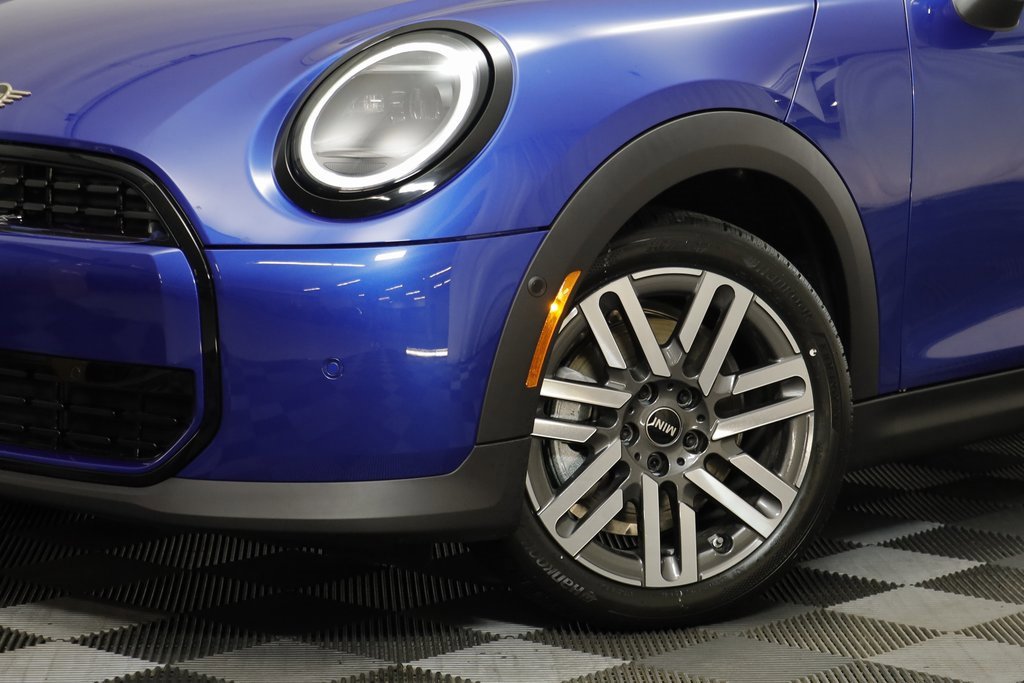 New 2026 MINI Cooper 2-Door Hardtop image 3