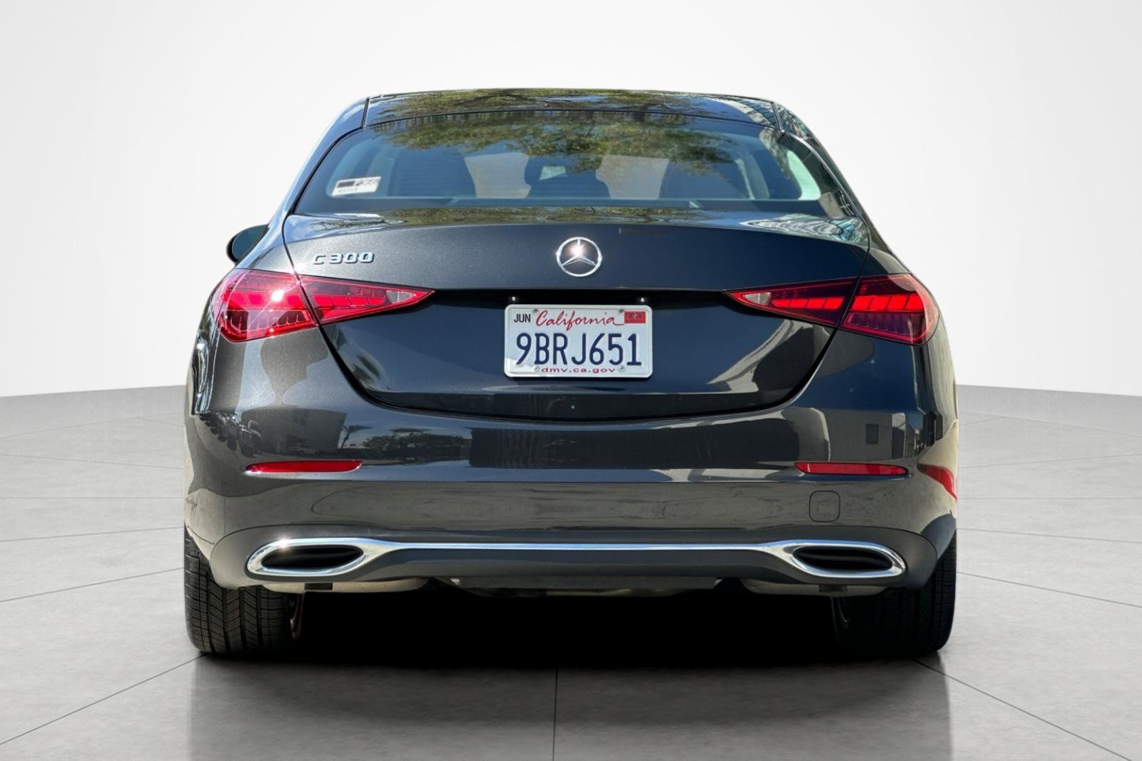 Used 2022 Mercedes-Benz C 300 Sedan image 4