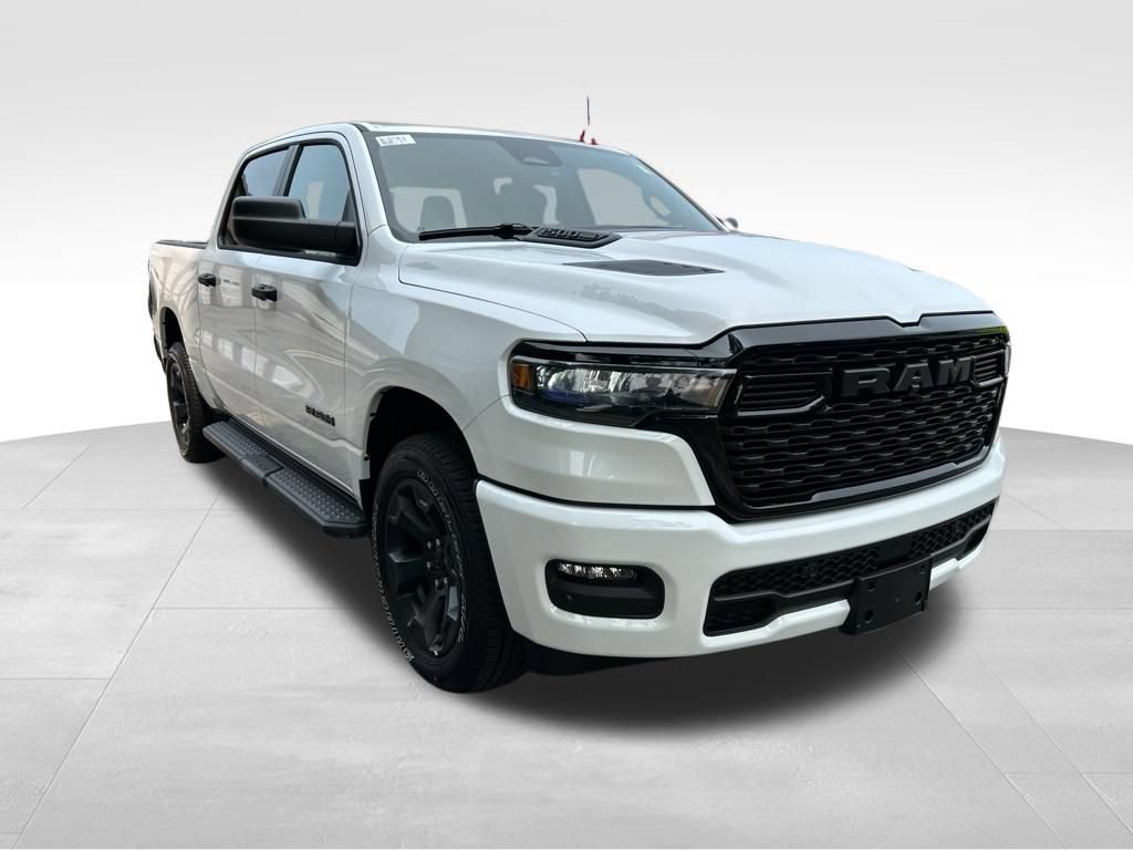 Used 2026 RAM 1500 Express AWD/4WD image 7