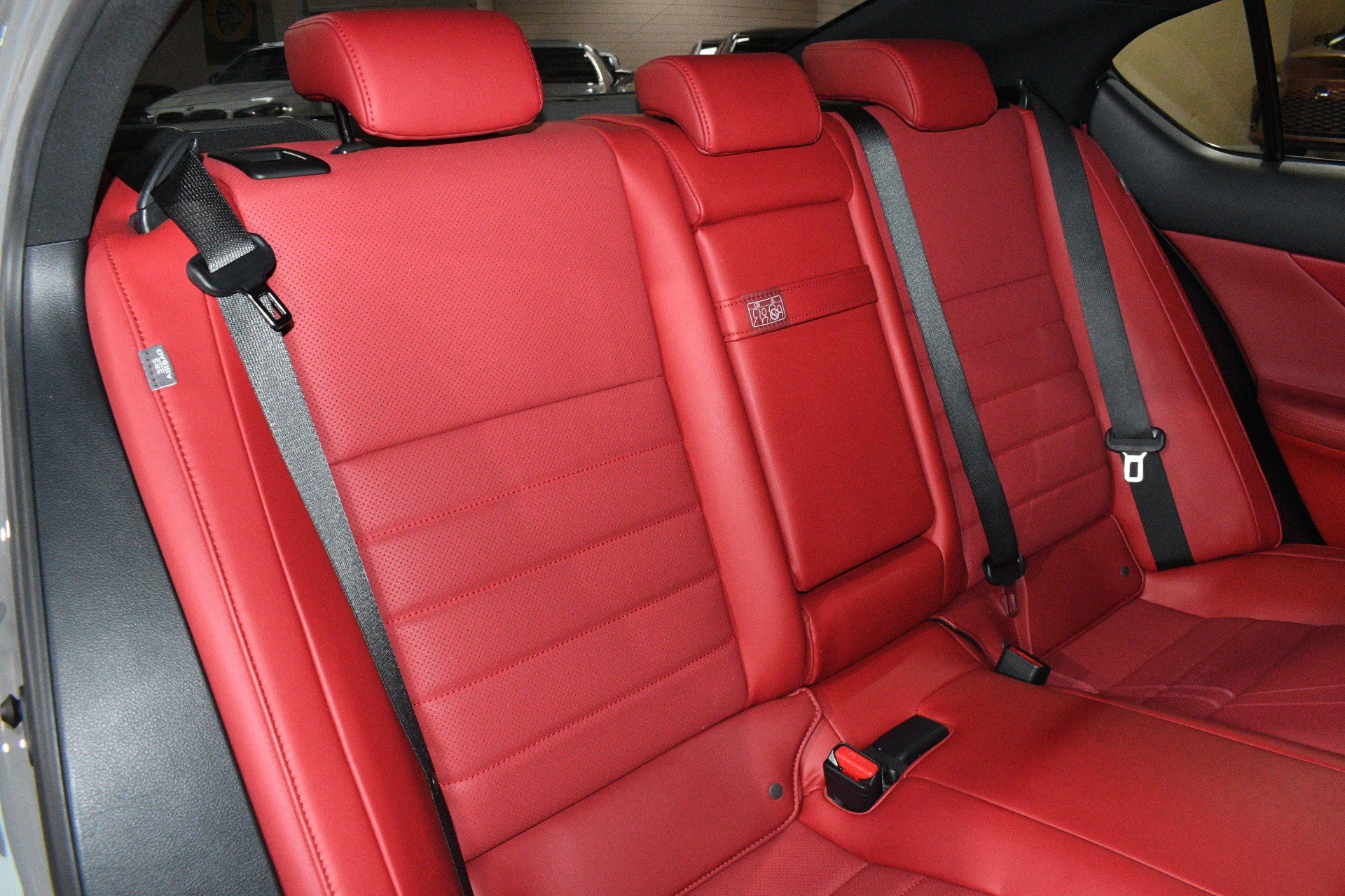 Used 2024 Lexus IS 350 F Sport RWD image 16