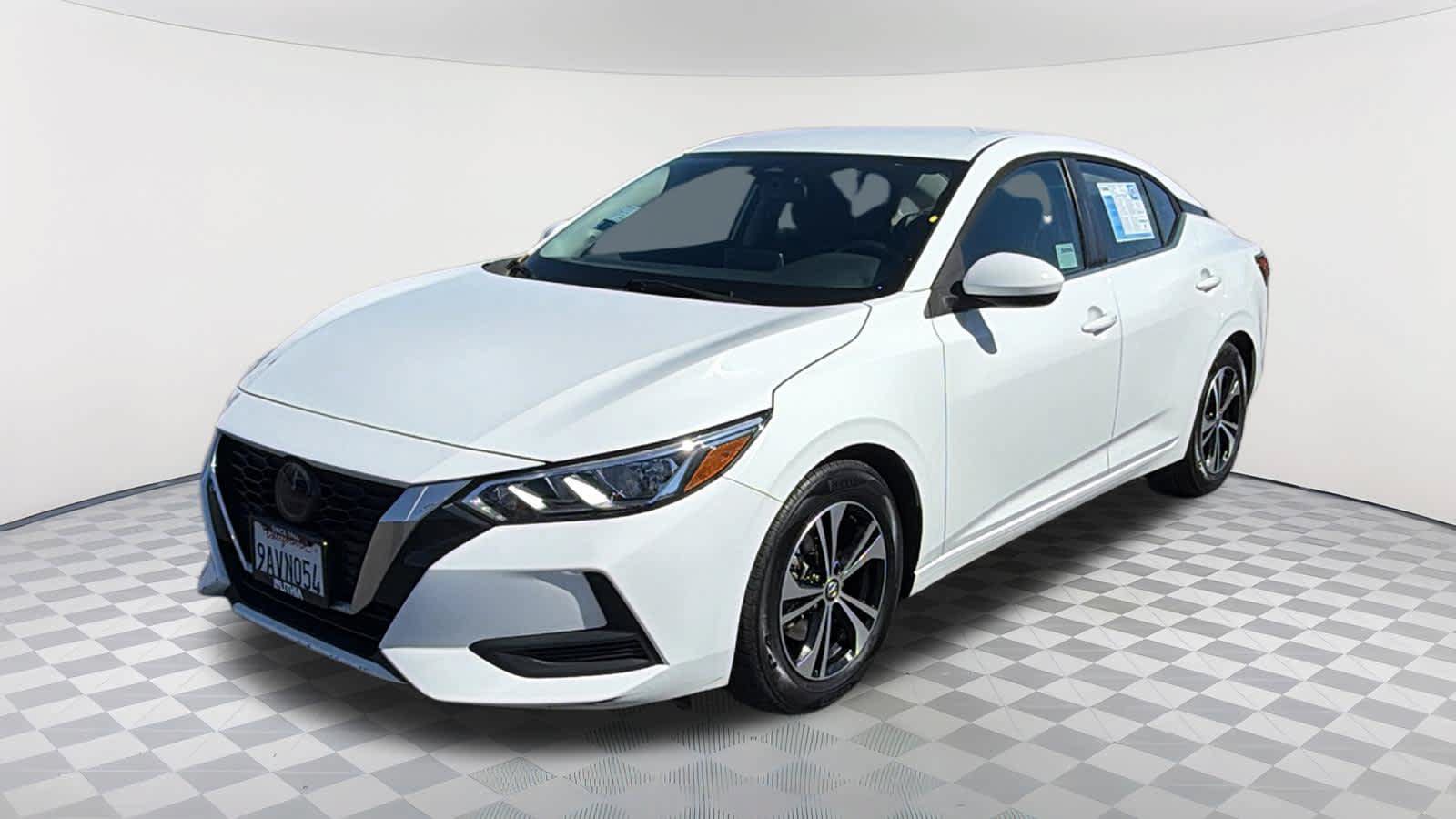 Used 2022 Nissan Sentra SV FWD image 1