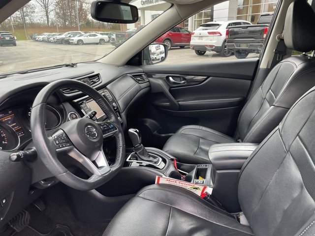 Used 2019 Nissan Rogue SL w/ Premium Package image 9