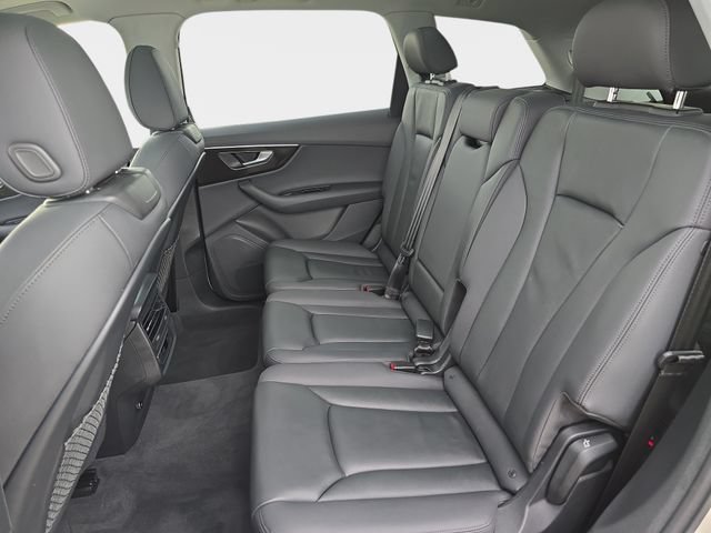 Used 2023 Audi Q7 2.0T Premium AWD/4WD image 18