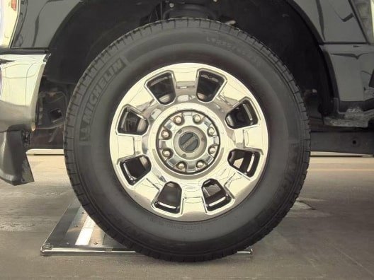 Used 2024 Ford F250 Lariat w/ Chrome Package image 14