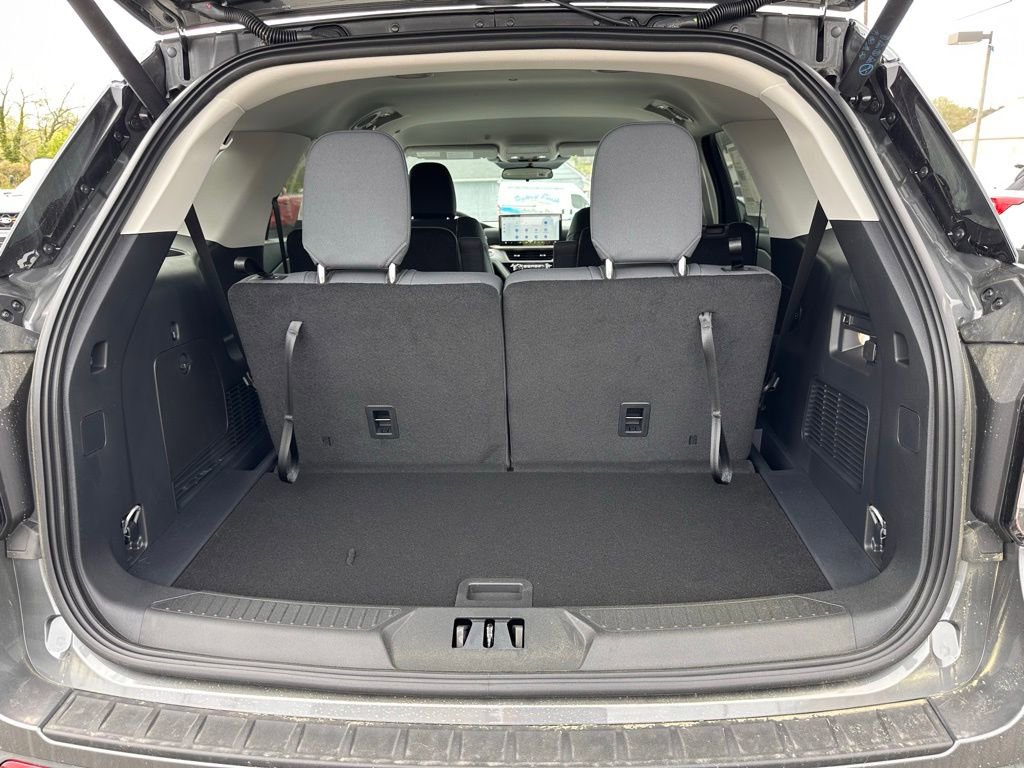 New 2026 Ford Explorer Active image 38