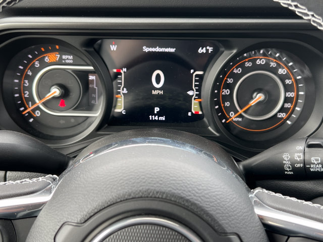 New 2025 Jeep Wrangler Unlimited Sahara w/ Safety Group AWD/4WD image 16