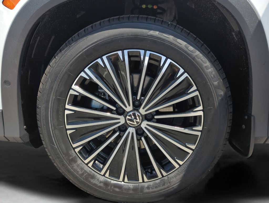 New 2026 Volkswagen Tiguan S FWD image 45