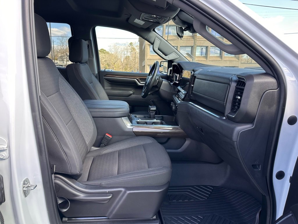 Used 2023 Chevrolet Silverado 1500 LT Trail Boss image 17