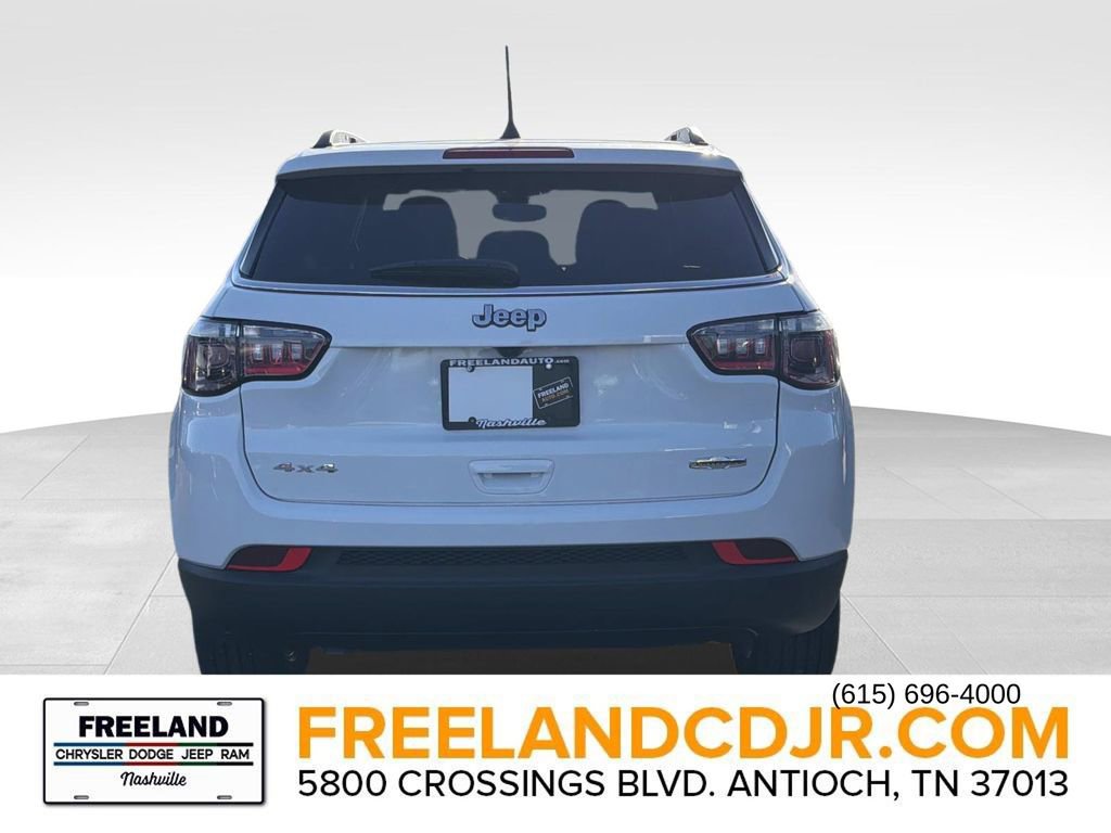 New 2026 Jeep Compass Latitude image 4