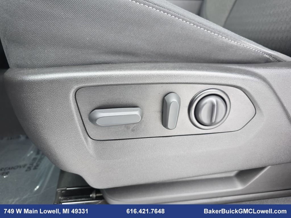 Used 2021 Chevrolet Silverado 1500 LT w/ Bed Protection Package image 27