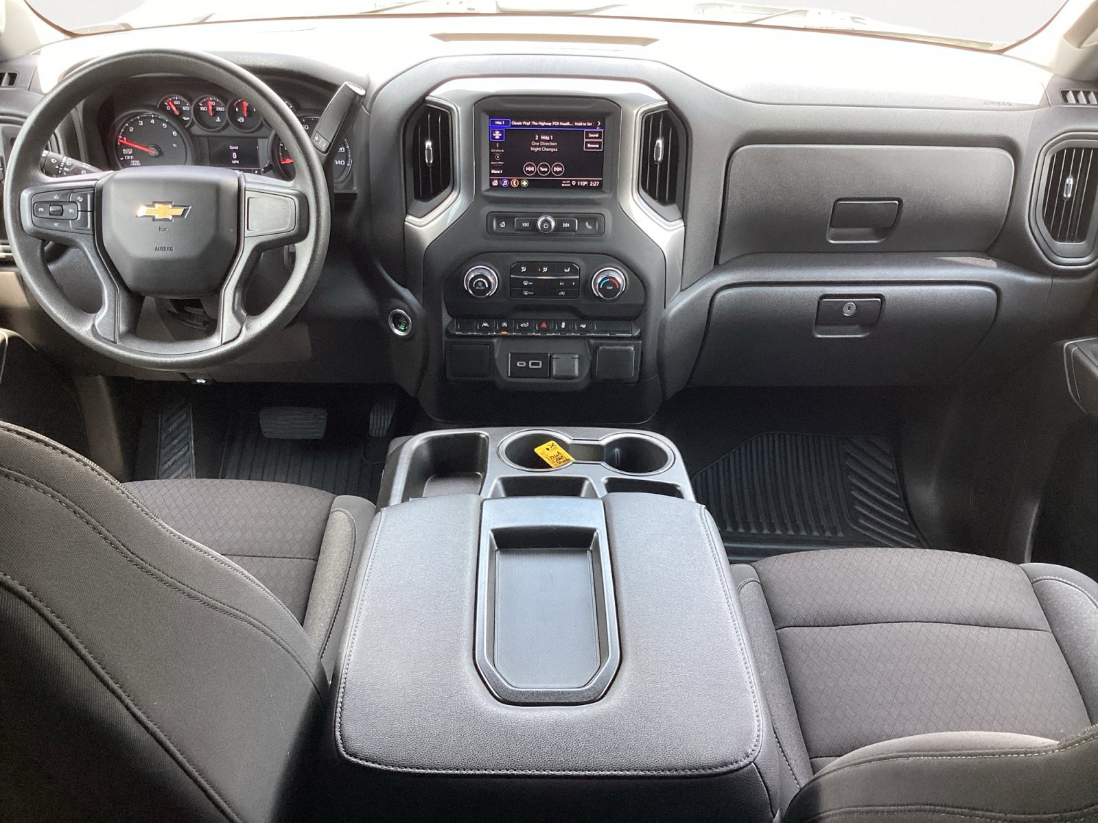 Used 2024 Chevrolet Silverado 1500 Custom RWD image 4