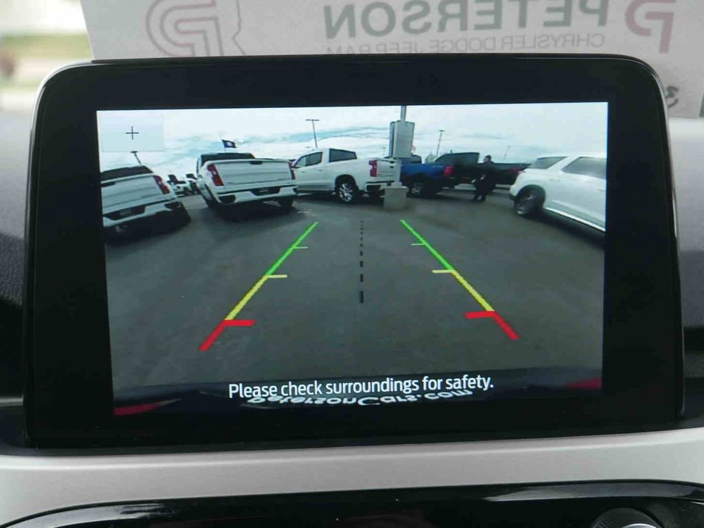 Used 2022 Ford Escape SE w/ SE Sport Appearance Package image 26