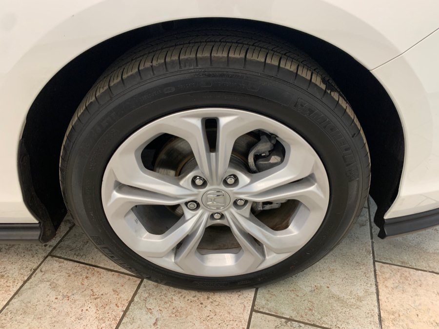 Used 2025 Honda Accord LX image 10