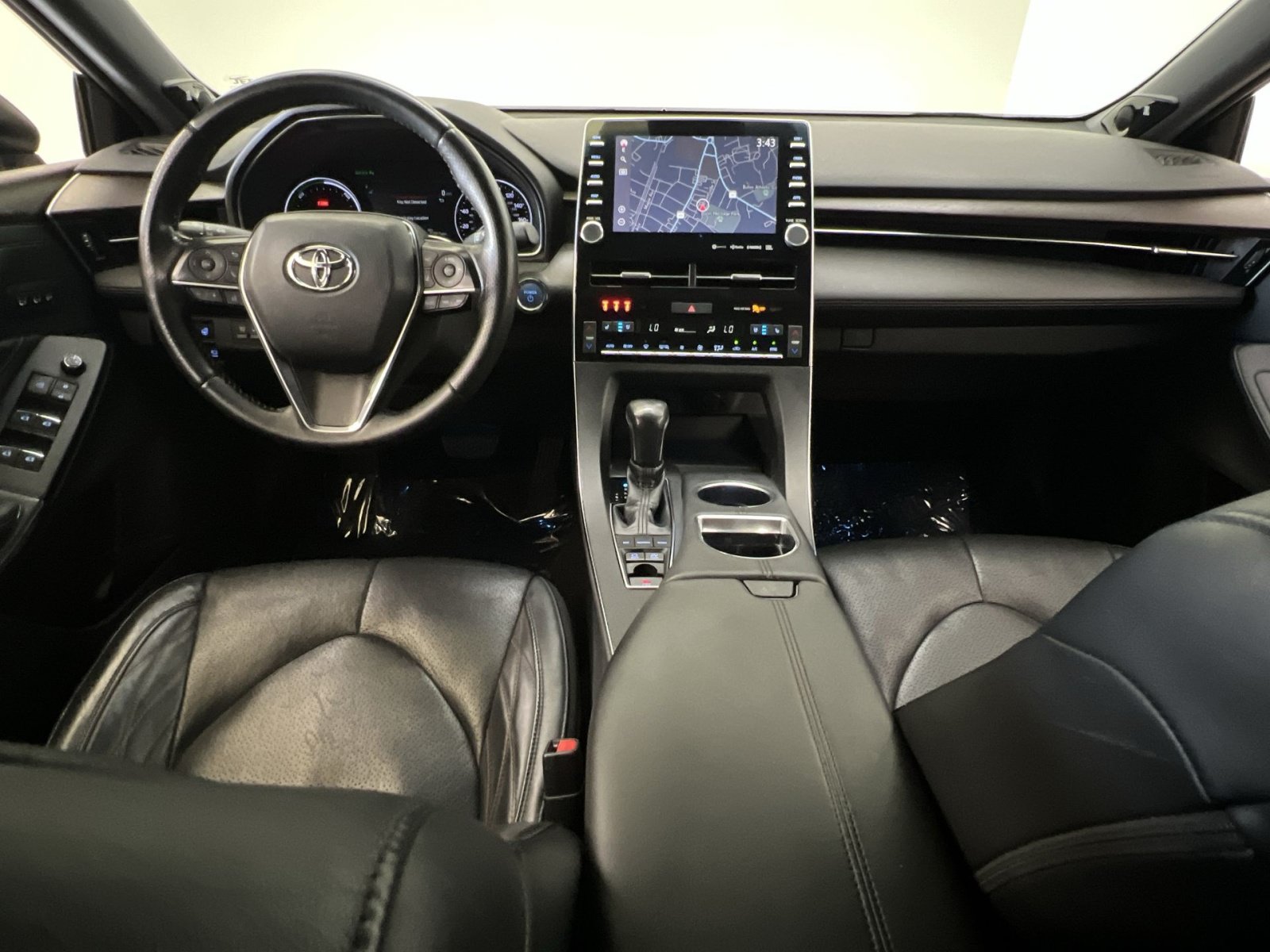 Used 2021 Toyota Avalon Limited w/ Advanced Safety Package FWD image 22