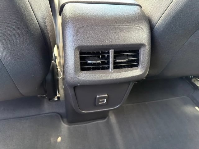 Used 2024 Chevrolet Equinox LT AWD/4WD image 15