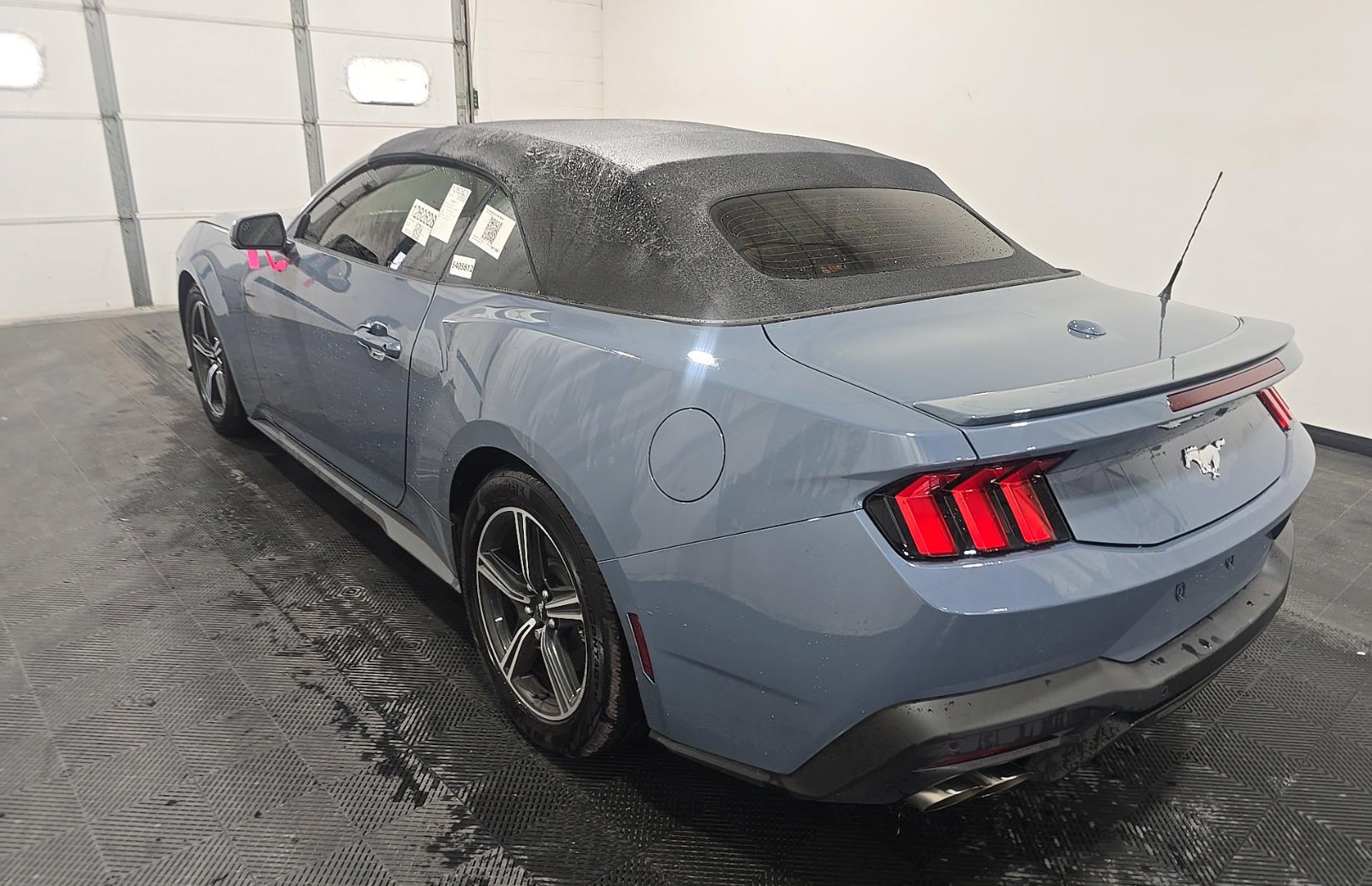 Used 2025 Ford Mustang Premium RWD image 6