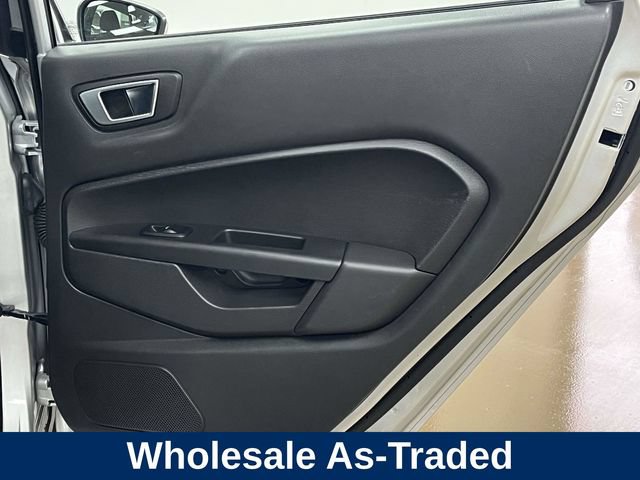 Used 2015 Ford Fiesta SE FWD image 21