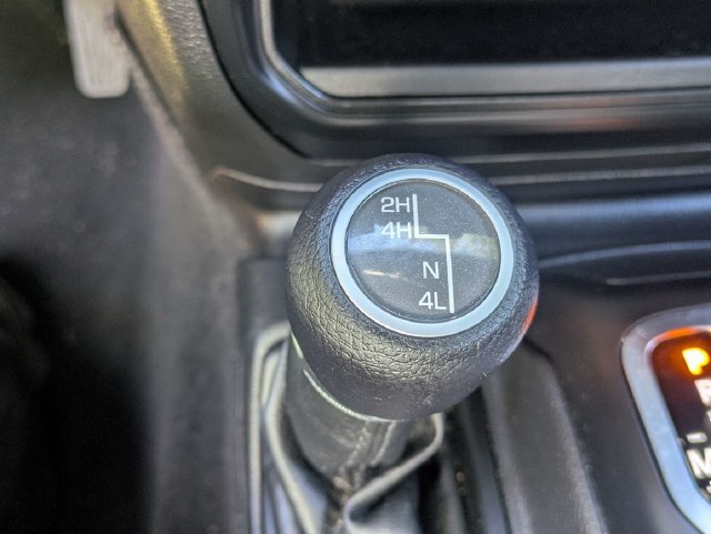 Used 2021 Jeep Wrangler Sport AWD/4WD image 35