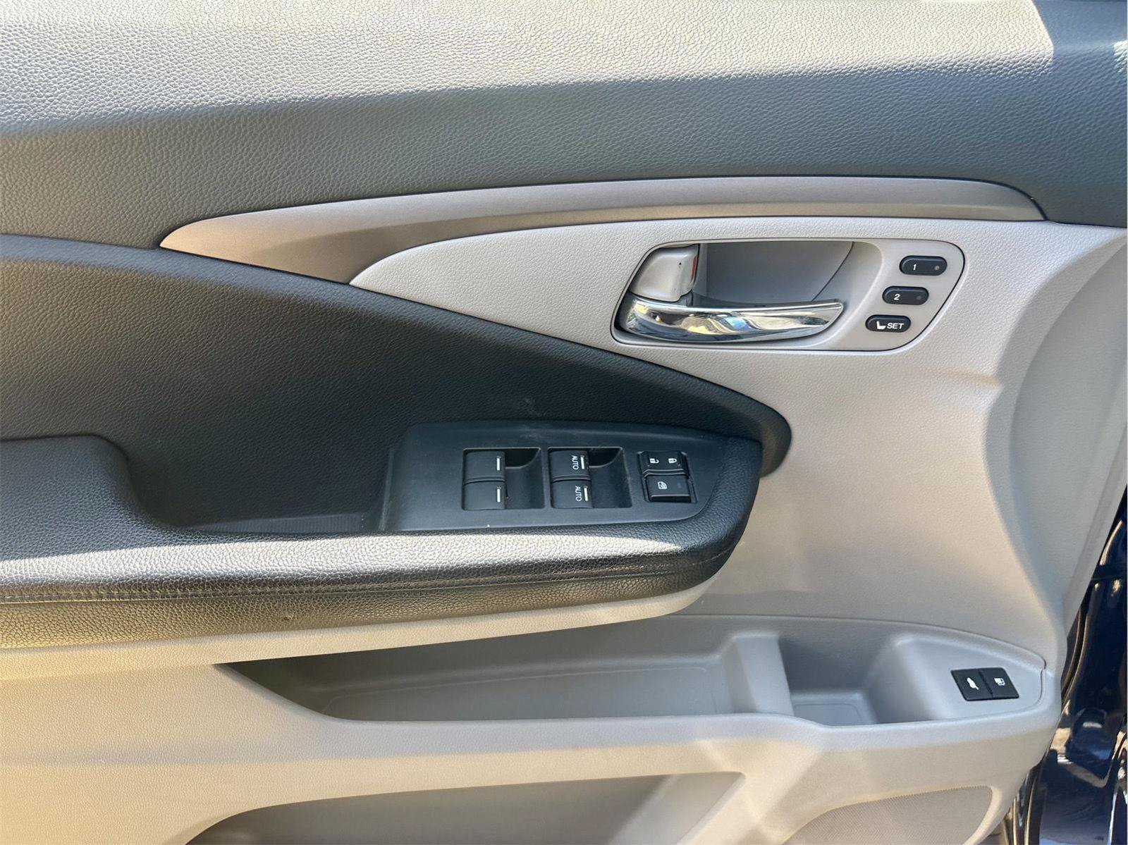 Used 2020 Honda Pilot EX-L image 16
