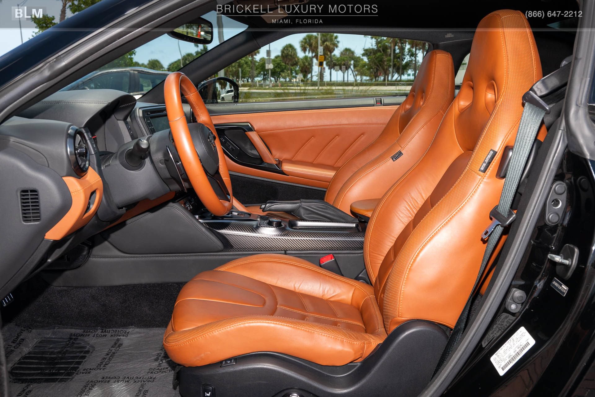Used 2020 Nissan GT-R Premium w/ Premium Interior Package AWD/4WD image 17