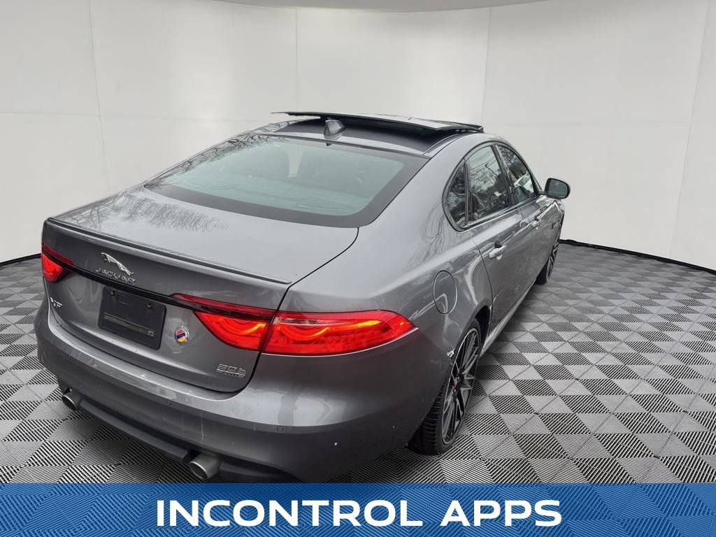 Used 2020 Jaguar XF Checkered Flag AWD/4WD image 11
