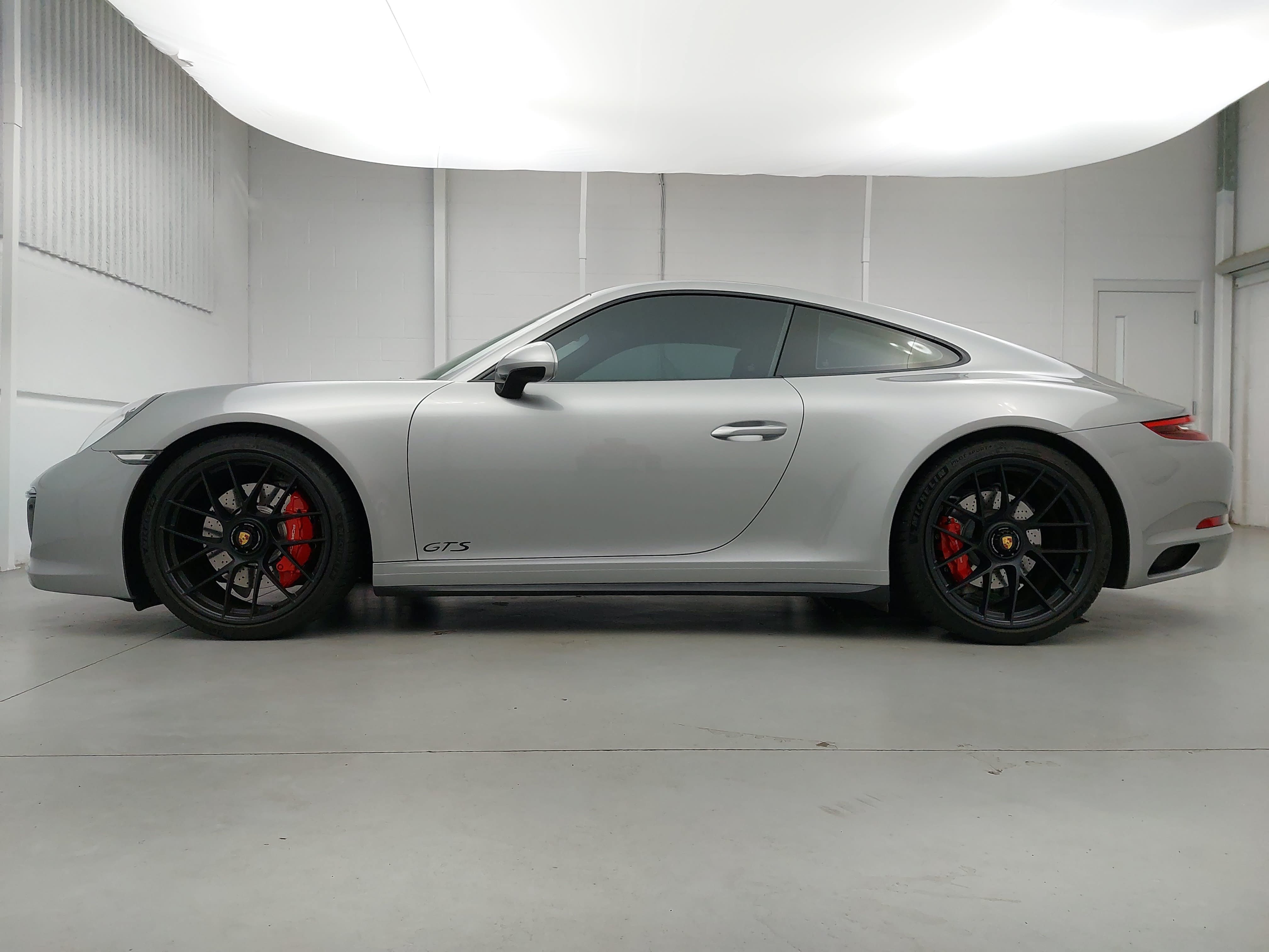 Certified 2019 Porsche 911 Carrera 4 GTS AWD/4WD image 2
