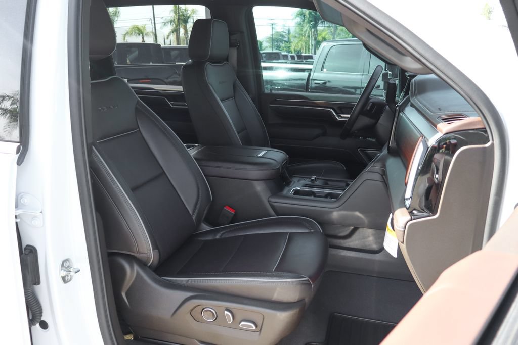 Used 2025 GMC Sierra 2500 Denali w/ Denali Reserve Package AWD/4WD image 49