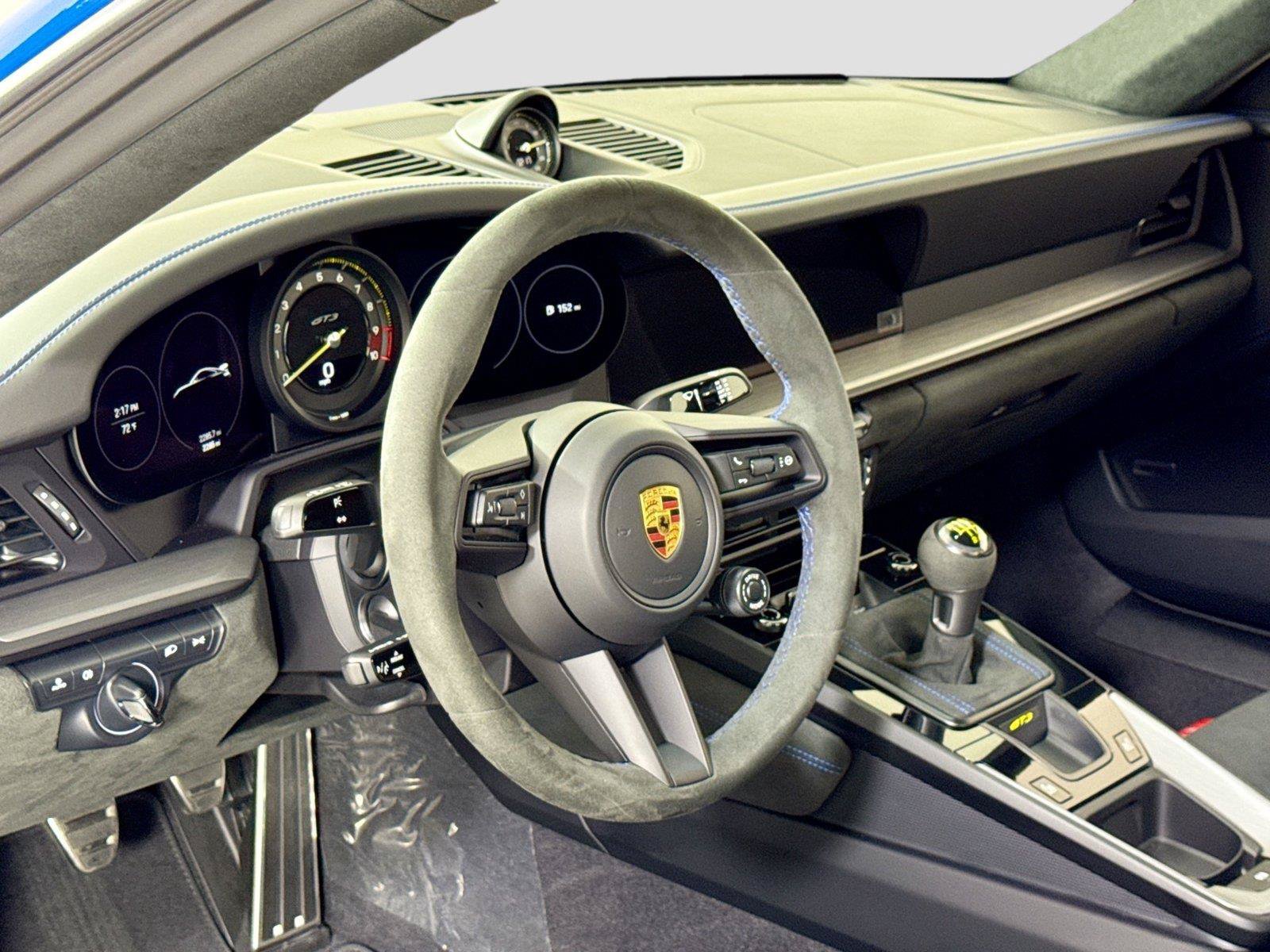 Used 2023 Porsche 911 GT3 RWD image 15