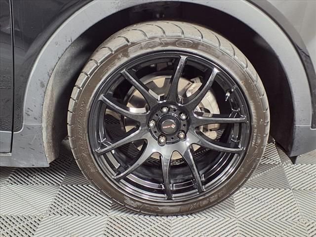 Used 2022 Chevrolet Bolt LT w/ Infotainment Package FWD image 32