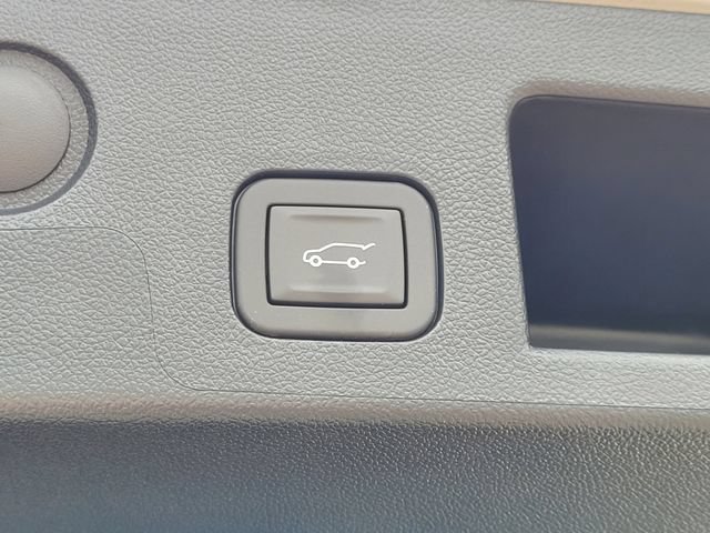 New 2026 GMC Terrain Elevation w/ Elevation Premium Package FWD image 10