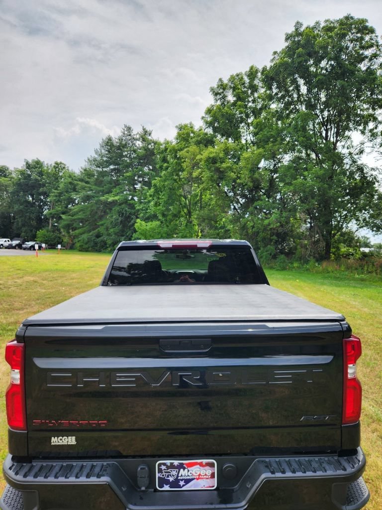 Used 2022 Chevrolet Silverado 1500 RST w/ Redline Edition AWD/4WD image 8
