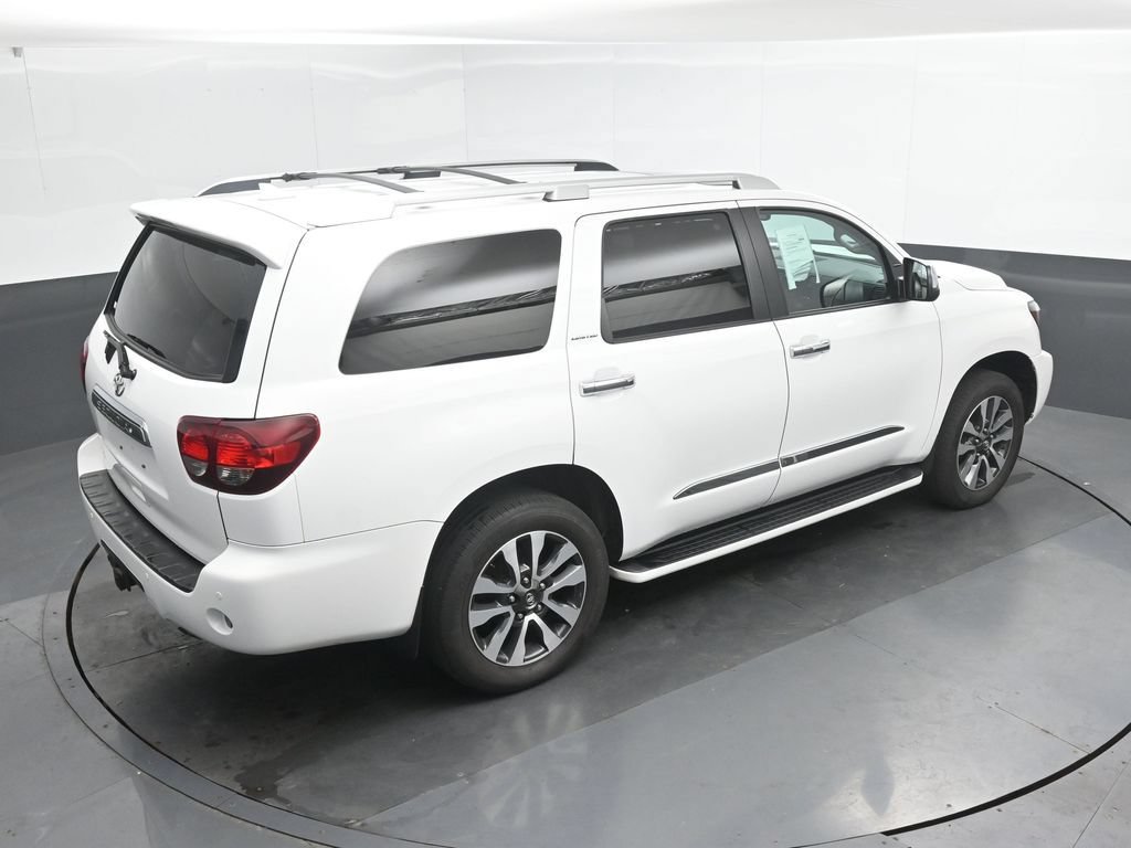 Used 2018 Toyota Sequoia Limited w/ Safety & Convenience Package AWD/4WD image 26