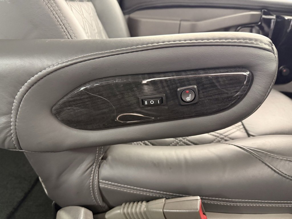 Used 2021 Chevrolet Express 2500 LS w/ Enhanced Convenience Package image 21