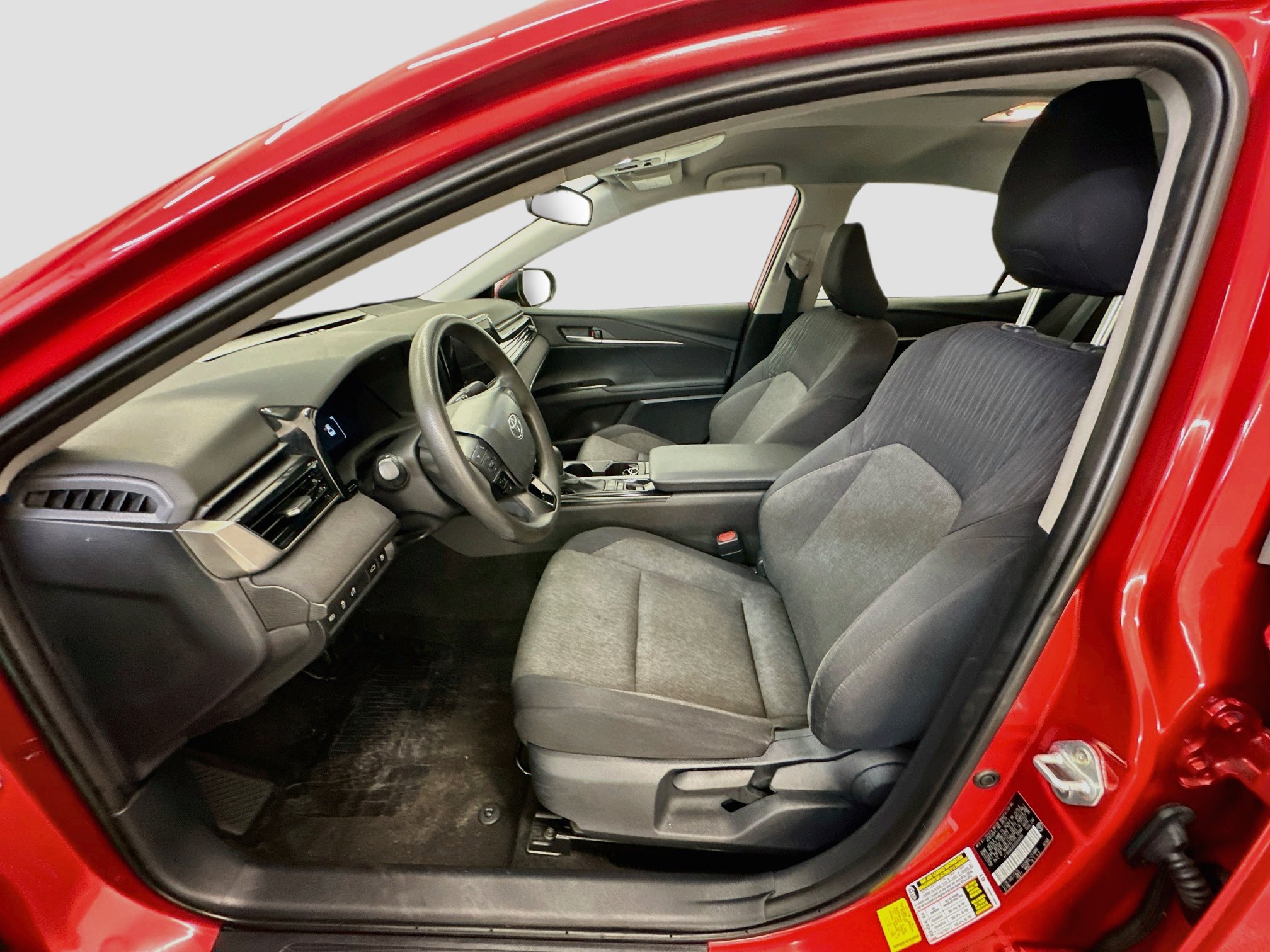 Used 2025 Toyota Camry LE FWD image 13
