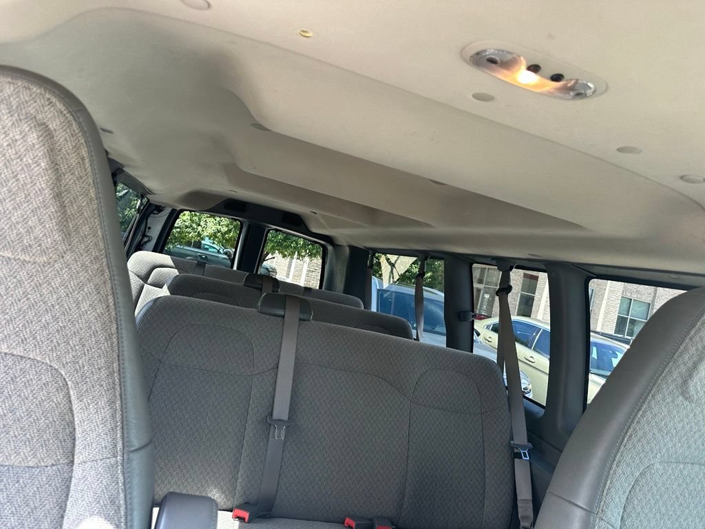 Used 2020 Chevrolet Express 3500 LT w/ LT Preferred Equipment Group RWD image 29