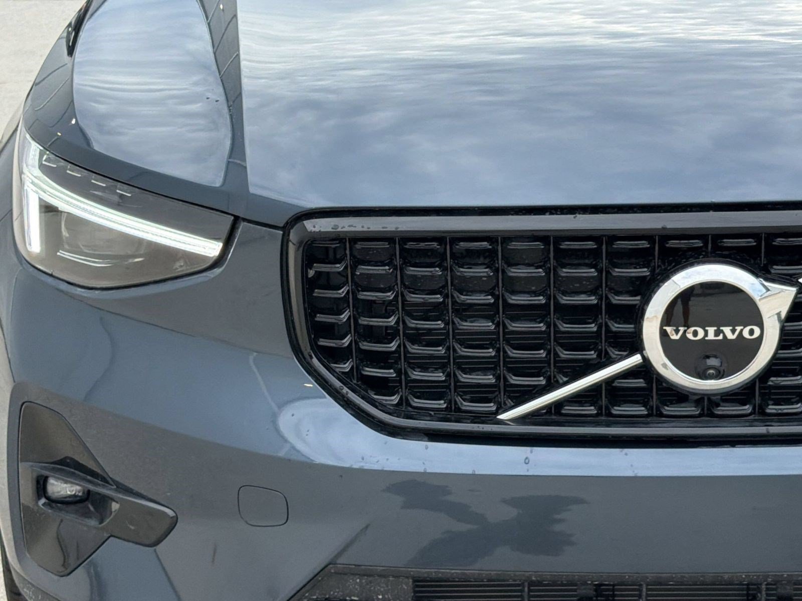 New 2026 Volvo XC40 B5 Ultra w/ Climate Package AWD/4WD image 12